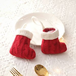 Mini chaussettes <span class=keywords><strong>de</strong></span> Noël en tricot, porte-couverts festifs, housses <span class=keywords><strong>de</strong></span> couverts <span class=keywords><strong>de</strong></span> table <span class=keywords><strong>pour</strong></span> fourchette, cuillère, couteau, décoration <span class=keywords><strong>de</strong></span> Noël, cadeau <span class=keywords><strong>de</strong></span> retour <span class=keywords><strong>de</strong></span> Noël - Product Image 4