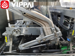 Macchina Multifunzione VIPPA 2025 per Confezionamento di Mascherine Medico-Chirurgiche e Cosmetiche - Product Image 5