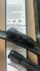 Di alta qualità per BOSSCH lama tergicristallo progettato specificamente per Volkswagen 2.5 A6 Sagitar in gomma naturale <span class=keywords><strong>tergicristalli</strong></span> - Product Image 2