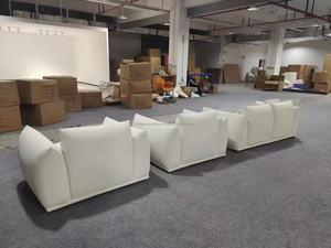 Ensemble de canapés modernes de luxe en acier inoxydable doré bleu avec cuir blanc pour la maison, le parc, la villa, l'école et le salon. - Product Image 4