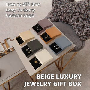 Caja de Regalo de Joyería Portátil Cuadrada de Lujo Beige con Logotipo Personalizado para Pulsera, Pendientes, Anillo, Collar y Colgante - Product Image 2