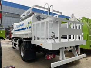 Nuevo Camión Cisterna de Agua para Riego y Control de Polvo en Carreteras, 5m3, para Uso Municipal, en Venta en China - Product Image 3