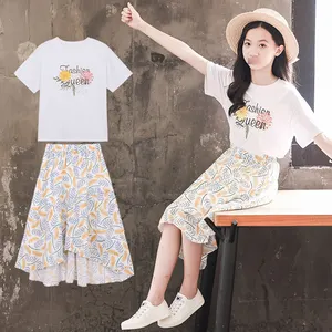 Hot Selling Girls Summer Suits 2022 New Two-piece Big Kids Girls Dresses Fashion Design Short-sleeved Teen Girls Clothing