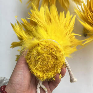 Vente en gros de plumes de selle de coq teintes enfilées 10-15cm de plumes de <span class=keywords><strong>cou</strong></span> de coque teintes - Product Image 3