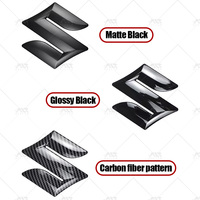 Cache-emblème de calandre avant en fibre de carbone pour Suzuki Jimny 5 portes 2019-2026 - Accessoires