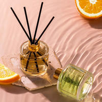 Diffuseur de parfum d'ambiance de luxe sans flamme, 50 ml, en verre, parfum fruité, avec bâtonnets – Meilleures ventes