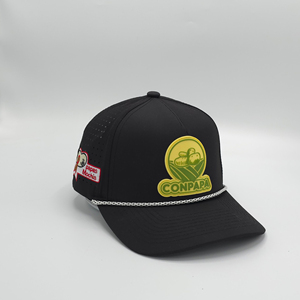 Casquette de sport Oxford pour homme, personnalisée, 5 panneaux, séchage rapide, style 'Dad', imperméable, avec logo en caoutchouc, motif léopard, perforations découpées au laser - Product Image 3