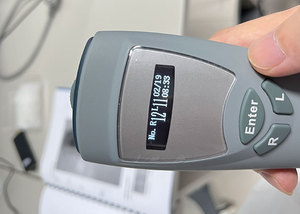 Tonomètre ophtalmique portable Instruments optiques de haute qualité - Product Image 2