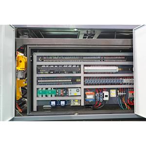 ماكينة صب قوالب بضغط المياه وخياطة الألعاب للأطفال من البلاستيك المجوف الذي يُنفخ بواسطة صب كرات البحر والبولي إيثيلين منخفض الكثافة - Product Image 5