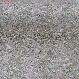 Fabrication en usine de tissu de dentelle de broderie de fleurs douces écologiques ligne d'or brillant couleur rose <span class=keywords><strong>oeillet</strong></span> personnalisé conception évidée - Product Image 2