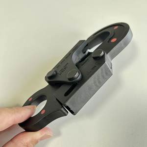 Crochet <span class=keywords><strong>de</strong></span> sécurité à encliquetage isolé pour ceinture antichute isolée, pour l'entretien <span class=keywords><strong>électrique</strong></span> et l'exploitation d'équipements haute <span class=keywords><strong>tension</strong></span> - Product Image 5