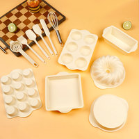 Ensemble de 12 moules à pâtisserie en silicone antiadhésifs, compatibles lave-vaisselle, comprenant des moules ronds, carrés, des plateaux à pâtisserie et des moules à pain.