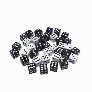 Vendita all'ingrosso di alta qualità 12mm acrilico nero bianco Mini dadi D6 con punti Standard - Product Image 3