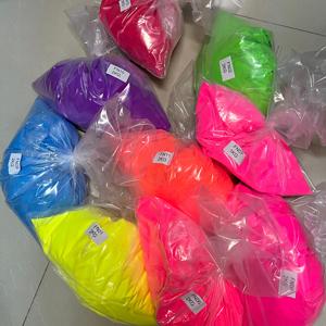 <span class=keywords><strong>Poudre</strong></span> fluorescente soluble dans l'eau et l'huile, peinture à ongles <span class=keywords><strong>en</strong></span> résine, résine époxy, pigment fluorescent qui brille dans le noir, pigment néon fluorescent UV - Product Image 3