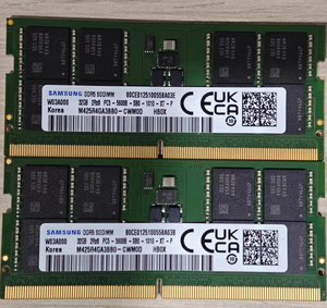 RAM Laptop Bekas DDR5 SO-DIMM ECC 32GB 2Rx8 5600MHz PC5-5600B Nomor Seri M425R4GA3BB0-CWM - Product Image 2