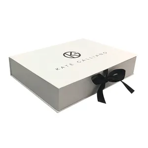 Роскошная матовая ламинированная жесткая бумажная Подарочная Белая магнитная коробка с принтом на заказ от производителя