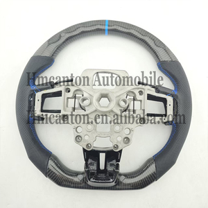 Volant de direction unique en cuir perforé avec bande bleue en fibre de carbone pour Ford Mustang - Product Image 5