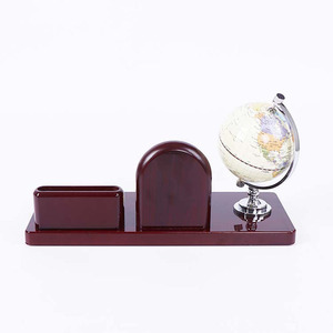 Organisateur <span class=keywords><strong>de</strong></span> <span class=keywords><strong>bureau</strong></span> avec globe, ensemble <span class=keywords><strong>de</strong></span> fournitures <span class=keywords><strong>de</strong></span> <span class=keywords><strong>bureau</strong></span> <span class=keywords><strong>en</strong></span> <span class=keywords><strong>bois</strong></span>, porte-cartes <span class=keywords><strong>de</strong></span> visite - Product Image 3