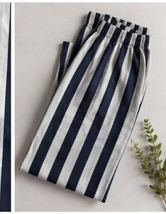 Meilleur fabricant du Pakistan, ensemble de pyjama en soie pour femmes, imprimé animal, taille élastique, tissé, vente chaude du printemps - Product Image 3