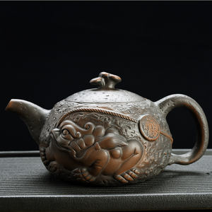 ชุดน้ำชาเซรามิกดินเผาสีม่วงทำมือ เป็นมิตรกับสิ่งแวดล้อม ลายแกะสลักด้วยมีดเดี่ยวแบบดั้งเดิม เหมาะสำหรับใช้ในบ้าน - Product Image 2