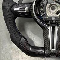 Volant de voiture en fibre de carbone pour BMW M3 M5 E70 E71 E90 F07 F30 F10 F12 F15 F16 F31 F32 F33 F34 F35 F36 F48 F20 F22 F25 F26