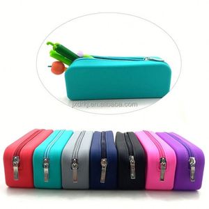 Agrandir l'image Ajouter au comparateur Partager Étui à crayons personnalisé en silicone souple pour enfants - Product Image 3