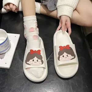 New slippers female summer cute cartoon indoor and outdoor wear stepping on shit thick bottom sandals and slippers