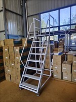 Échelle à marches roulante en acier portable avec 4 roues, plateforme mobile pour utilisation en extérieur, entrepôt, supermarché, certifiée EN131