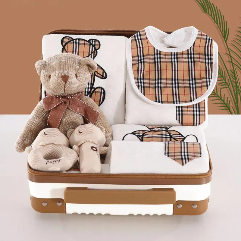 10 Stuks 12 Stuk 13 Stuk Pasgeboren Gift Set Katoen Zacht Goedkope Gemengde Baby Kleding Sets Met Luxe Doos