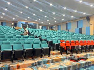 Chaise d'école multifonctionnelle pliable en alliage d'aluminium moderne, écologique, pour salle de classe, conférence, automne - Product Image 3