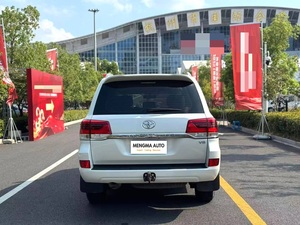 <span class=keywords><strong>2018</strong></span> para SUV Automático Gasolina 4L 50001-75000 Millas LED Volante a la Izquierda Neumáticos R17 Asientos de Tela con Iluminación Interior - Product Image 4