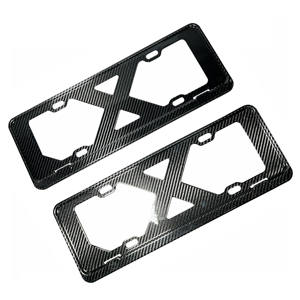 Cadre de plaque d'immatriculation <span class=keywords><strong>4</strong></span> trous en fibre de carbone sèche de haute qualité pour Land Rover Mercedes-Benz BMW Audi pour Porsche Modification - Product Image 1