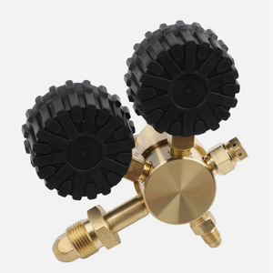 Entretien des équipements industriels, réparation de la climatisation, manomètre d'azote haute pression, régulateur, pression d'azote - Product Image 2