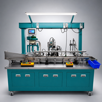 Machine d'assemblage de marqueurs pour tableau blanc avec alimentation automatique et convoyeur stable