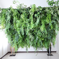 Mur végétal artificiel en fausse herbe, guirlande verte suspendue, panneau de feuilles pour la décoration d'hôtels, restaurants, événements et boutiques