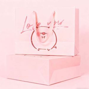 Bolsa de Compras de Papel Ecológica Personalizada de Fábrica, Color Rosa Bebé Pantone, Impresión Artística, Asa de Cinta, Laminación, para Uso en Supermercados - Product Image 2