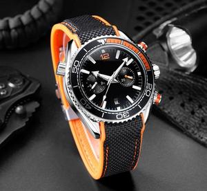 <span class=keywords><strong>Montre</strong></span> mécanique automatique pour homme <span class=keywords><strong>de</strong></span> <span class=keywords><strong>sport</strong></span> personnalisée Bracelet en caoutchouc Cadran en verre Étanche Chronographe Lumineux <span class=keywords><strong>Montre</strong></span> ronde au poignet - Product Image 6