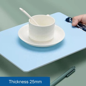 Portapapeles de Plástico PP de 6 Colores, Tamaño Estándar A4 (12.2x8.8 Pulgadas), Resistentes y Portátiles para Enfermeras, Estudiantes y Uso en la Oficina - Product Image 5