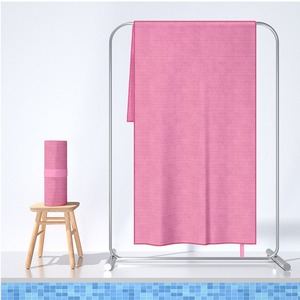 Compre un set de regalo promocional con logotipo personalizado para empresas, equipos, branding corporativo, llavero personalizado, botella de agua, gorra y toalla. - Product Image 4