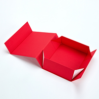 Caja de Regalo Plegable de Cartón Rígido, Autoarmable y Portátil, en Papel Rojo, Personalizable en Negro, Rojo, Blanco, Gris, Mate o Brillante