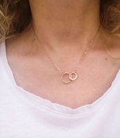 Collier en acier inoxydable avec pendentif connecté en forme de cercle, chaîne de clavicule plaquée or, bijoux pour femmes