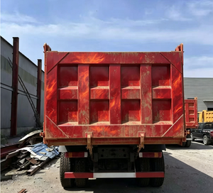 Camion benne d'occasion SINOTRUK HOWO 8x4 371HP Euro 2, 16 tonnes, pour <span class=keywords><strong>transport</strong></span> <span class=keywords><strong>de</strong></span> charges lourdes générales - Product Image 5