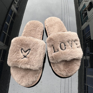 Nuevas Pantuflas Cálidas Antideslizantes de Invierno para Comercio Exterior, Calzado de Casa de Felpa con Hilos de Angora, Cómodas para Mujer, de TPR y PU - Product Image 3