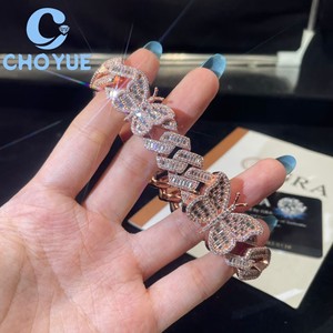กำไลข้อมือเงินแท้ 925 รูปผีเสื้อ ประดับเพชรโมอิสซาไนต์ทรงบาแกตต์ แบบ Cuban Chain  งานหรูหรา  ผ่านการทดสอบเพชร GRA - Product Image 5