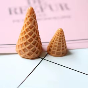 2 Sizes 3D Simulation Miniature Resin Ice Cream <strong>Cone</strong> Bulk Stock for Decorative Purposes Artifical Style - Product Image 3