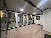 Conteneur maritime en acier moderne de 20 pieds, transformable en café et hôtel, design pliable facilement, couleur audacieuse et moderne