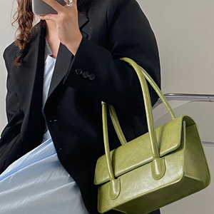 Nouveau <span class=keywords><strong>Sac</strong></span> à Main Femme en PU 2026, <span class=keywords><strong>Sac</strong></span> à Bandoulière en Cuir Huilé, <span class=keywords><strong>Sac</strong></span> Sous le Bras Vert Haricot Haut de Gamme Tendance, <span class=keywords><strong>Sac</strong></span> Messager - Product Image 3