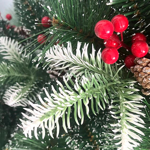 <span class=keywords><strong>Sapin</strong></span> de Noël artificiel en PE+PET blanc de 1,2 à 3 m avec fruits rouges et pommes de pin, idéal pour la décoration de la maison et des hôtels, <span class=keywords><strong>sapin</strong></span> de Noël en épicéa. - Product Image 4