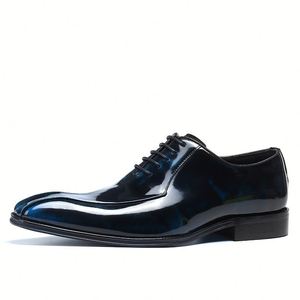 Chaussures Oxford en cuir vert italien haut de gamme, fabriquées à la main avec un design gravé au laser, élégantes et formelles - Product Image 4