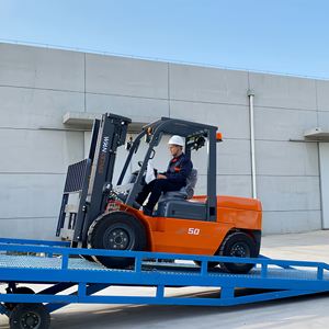 Solution de transport robuste de 5000 kg, fonctionnement économe en carburant, châssis robuste, système intégré de manutention de matériaux lourds - Product Image 3